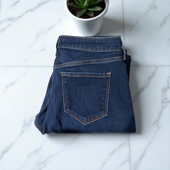 Old Navy Kicker Bootcut Jeans Womens Size 10 Long Dark Wash Denim Pants - Picture 4 of 7